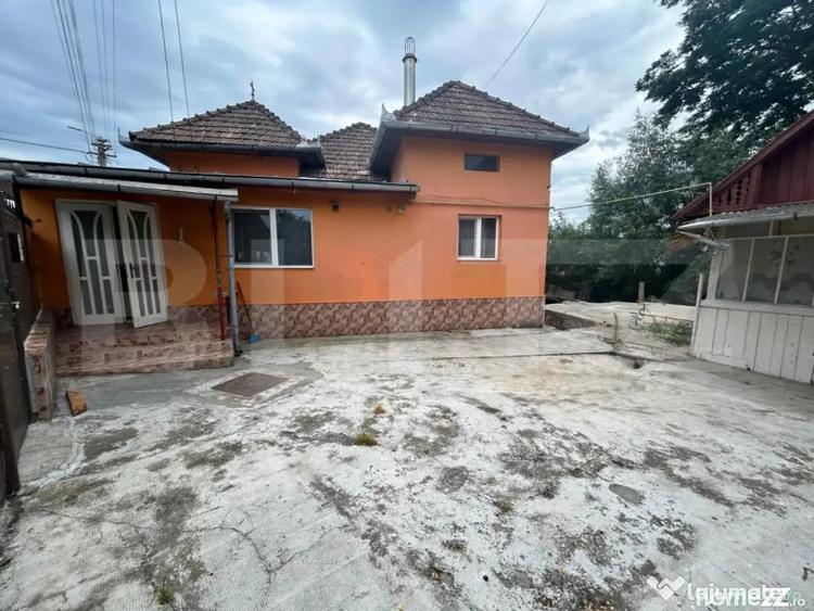 Casă cu 3 camere cu Teren 342 Mp în Central