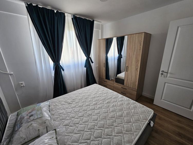 Apartament cu 2 camere decomandat în Lacul Tei