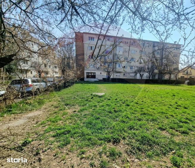 Teren de 400 mp, în Nord