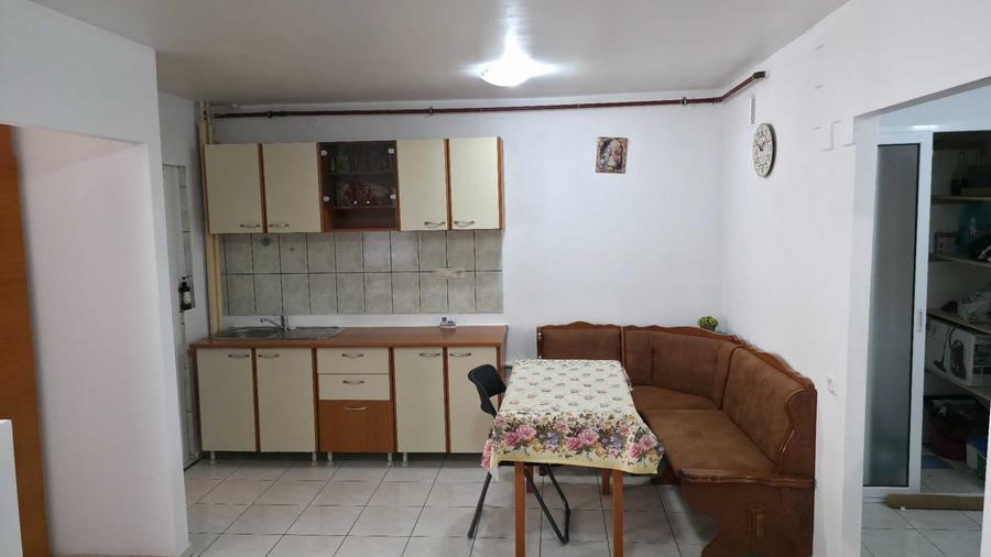 Garsonieră decomandată în Găvana