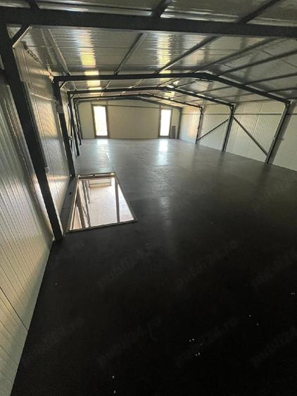 Spațiu comercial, de 240 mp, în Central