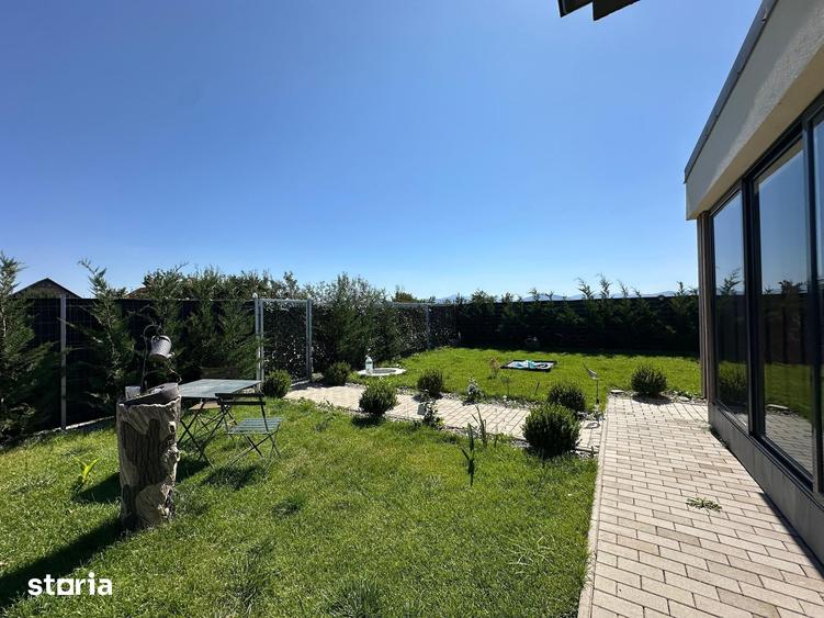 Casă cu 4 camere cu Teren 500 Mp în Hărman