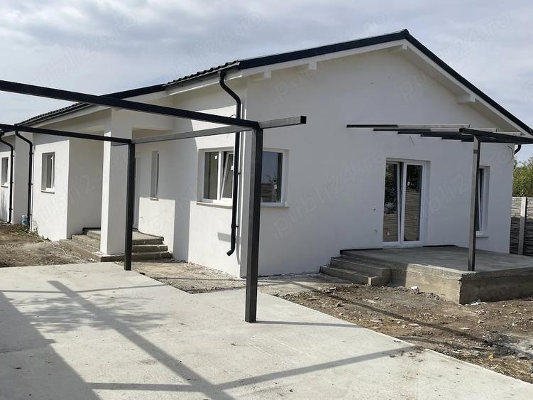 Casă cu 3 camere cu Teren 430 Mp în Cerneteaz