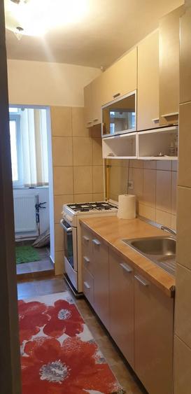 Apartament cu 2 camere decomandat în Galata