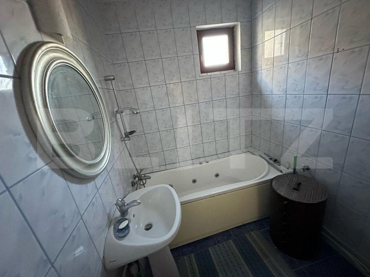 Apartament cu 3 camere decomandat, mobilat în Kogălniceanu