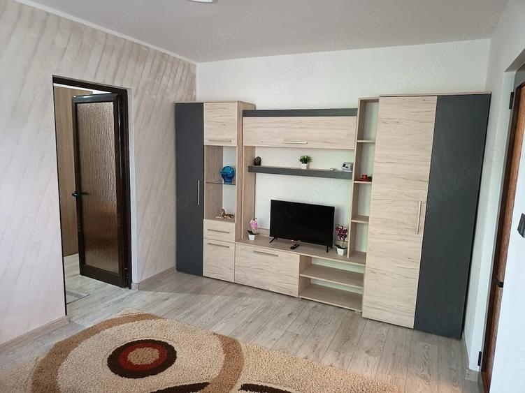 Apartament cu 2 camere semidecomandat în Central