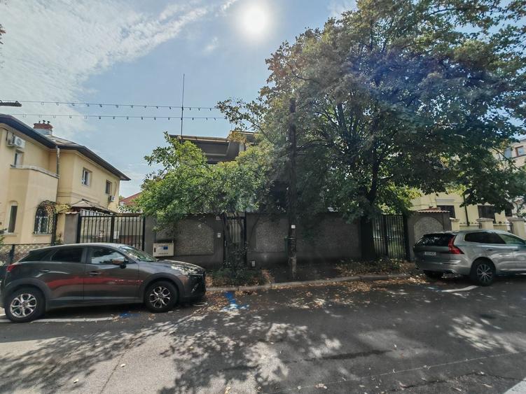 Vilă interbelică – Casin / Domenii – ideală clinica/ resedinta/ sediu / ambasada - 29