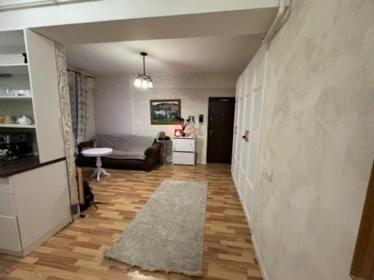 Apartament cu 2 camere în Jiului