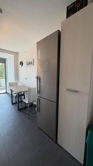 Apartament cu 3 camere, mobilat în Sisești