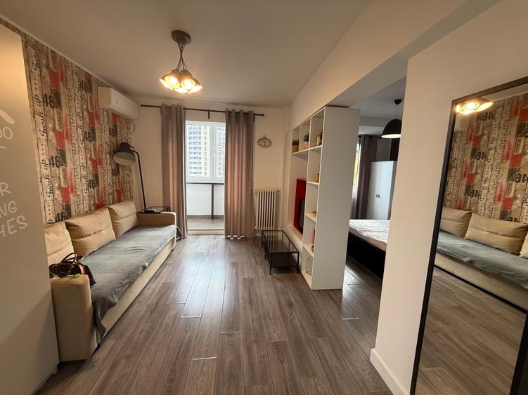 Apartament cu 2 camere semidecomandat în P-ța Unirii