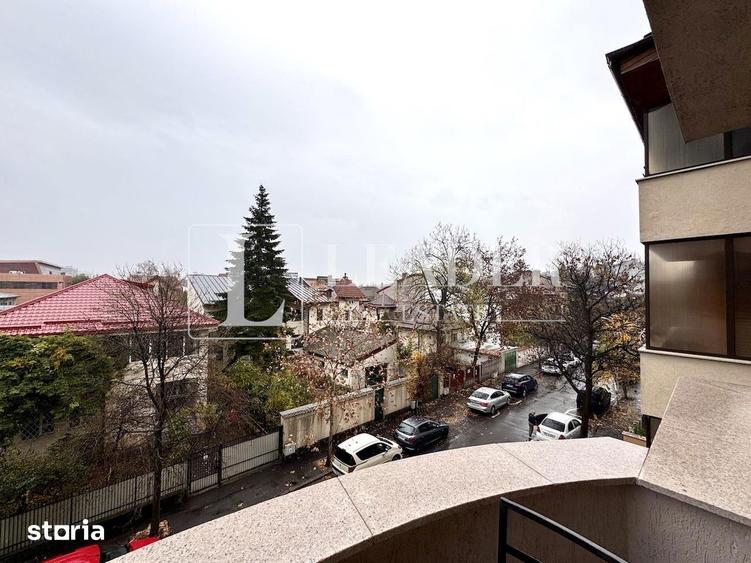Apartament cu 3 camere în Grivița