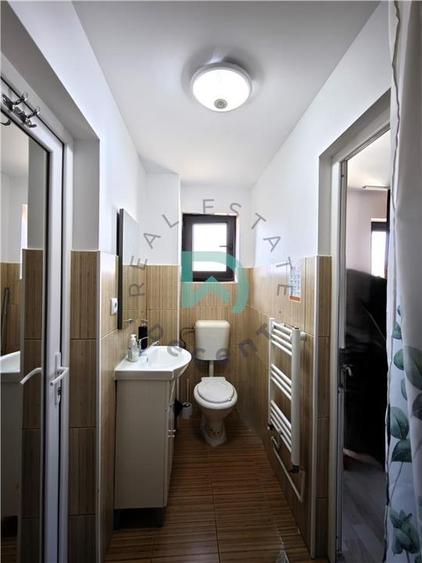 Casă individuală cu 10 camere cu Canalizare în Brașovul Vechi