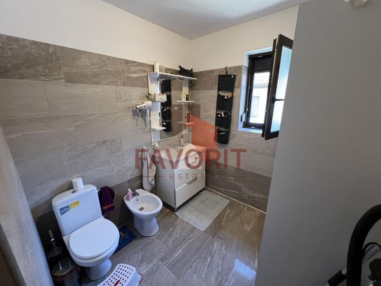 Apartament cu 4 camere decomandat, mobilat în Giroc
