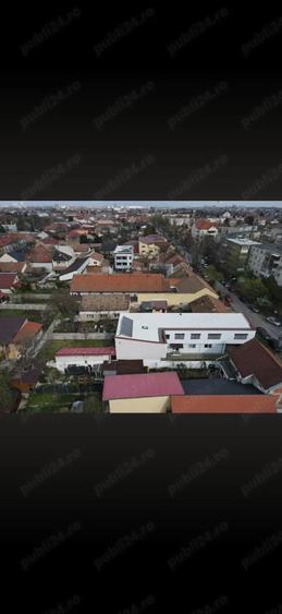 Casă cu 7 camere cu Teren 500 Mp în Șagului