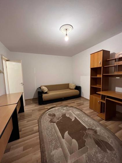Apartament cu 2 camere decomandat în Griviței