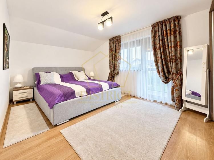 Duplex cu 4 camere cu Canalizare în Giroc