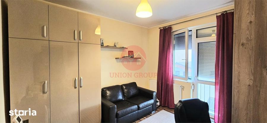 Apartament cu 4 camere în Năvodari