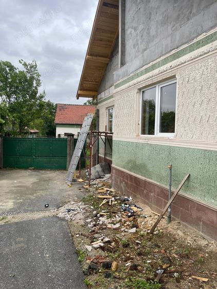 Casă cu 6 camere în Nucșoara