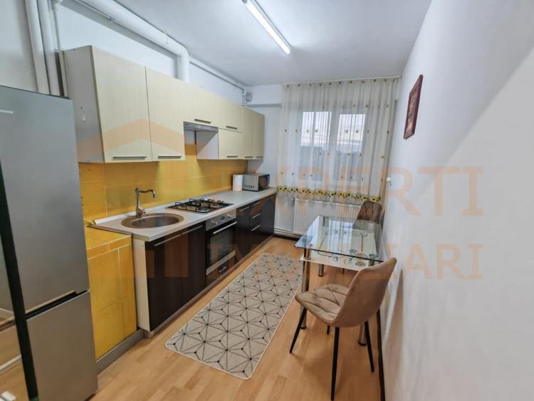 Apartament cu 2 camere decomandat, mobilat în Tomis Nord