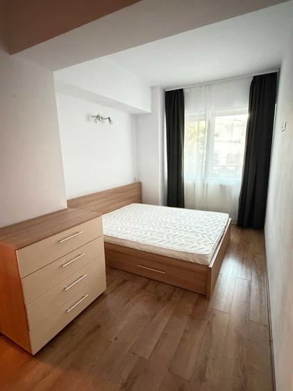 Apartament cu 2 camere semidecomandat în Dristor
