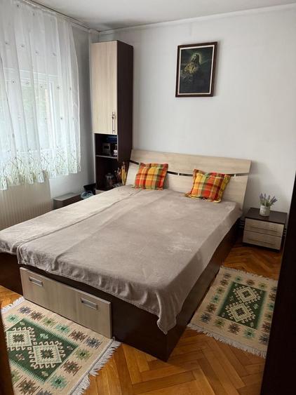Apartament cu 3 camere decomandat în Alfa
