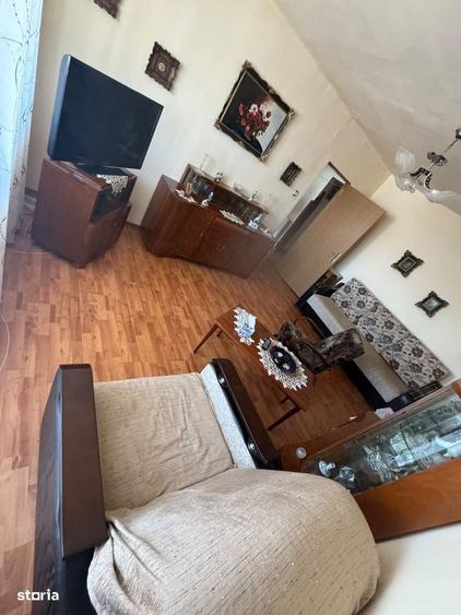 Apartament cu 3 camere decomandat în Cetate — fotografia 3