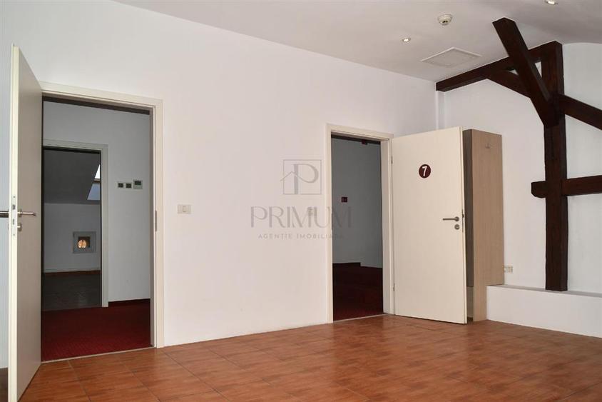 Spațiu comercial, de 120 mp, în Badea Cârțan