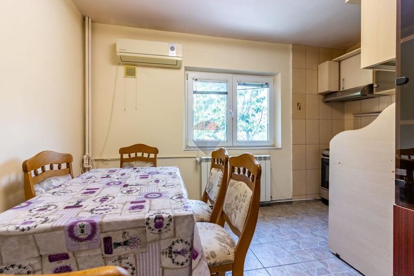 Apartament 3 camere mobilat ,strada Novaci în zona 13 Septembrie - 11