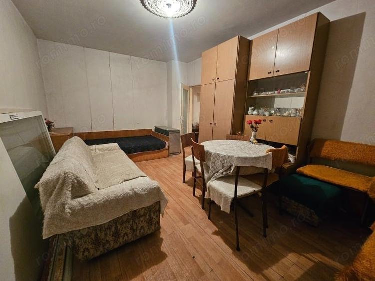 Garsonieră decomandată în Șagului