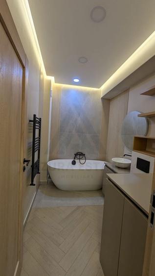 Apartament cu 3 camere decomandat, mobilat în Ștrand