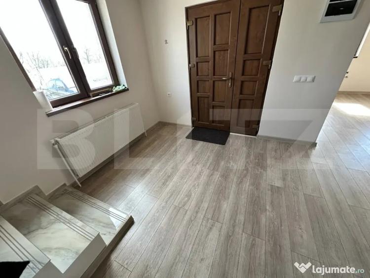 Casă cu 3 camere cu Teren 3200 Mp în Central