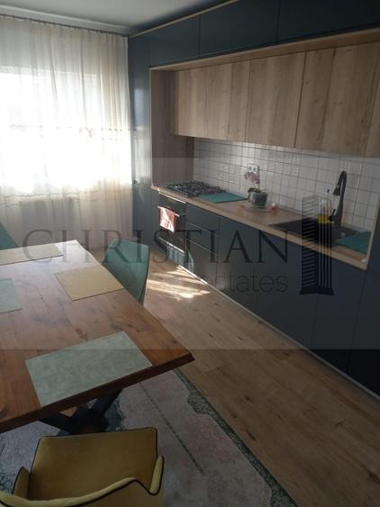 Apartament cu 4 camere decomandat, mobilat în Timișoara