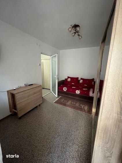 Inchiriez apartament 2 camere, zona 9 mai - 6