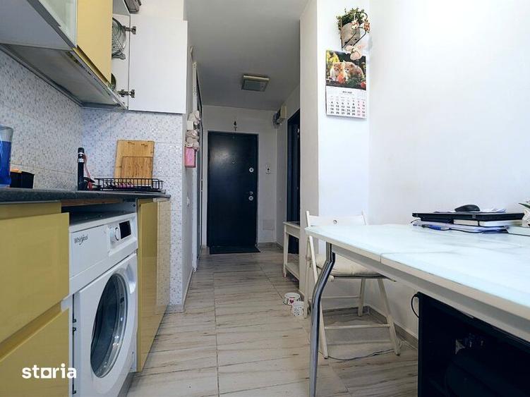 Apartament cu 2 camere semidecomandat în Tei
