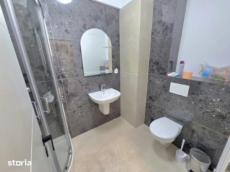 Garsonieră decomandată în Cug
