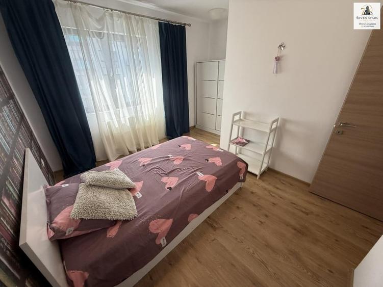 Apartament cu 10 camere, mobilat în Parcul Carol