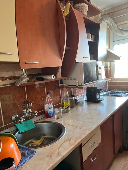 Apartament cu 2 camere nedecomandat în Mihai Bravu