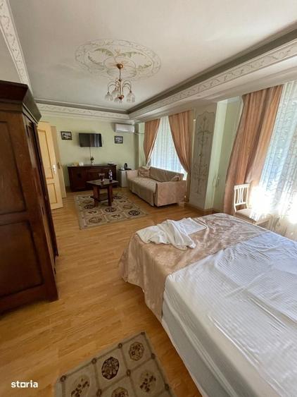 Spațiu comercial, de 300 mp, în Coșbuc