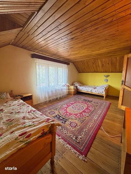 Casă cu 3 camere în Livada de Bihor