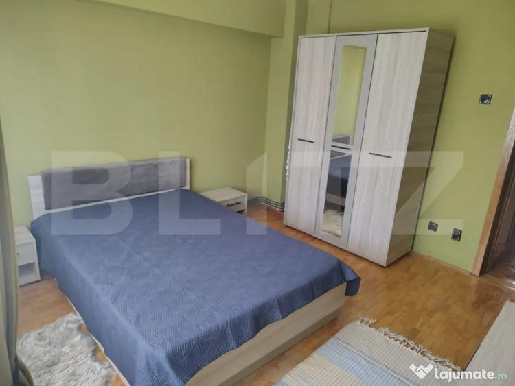 Apartament cu 3 camere decomandat în Ultimul leu