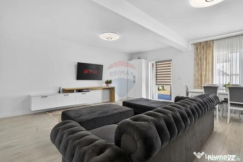 Casă cu 7 camere cu Teren 491 Mp în Vladimirescu
