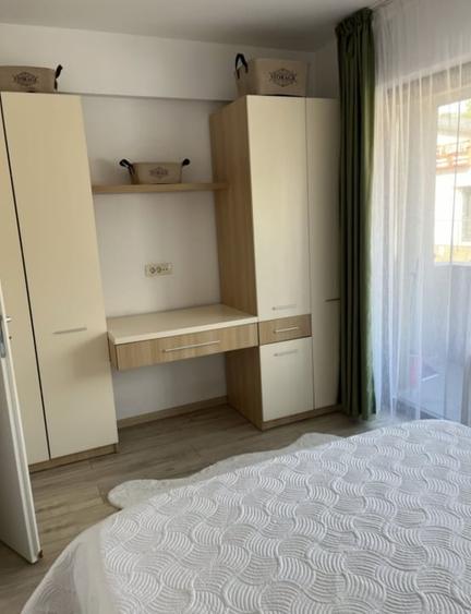 Garsonieră decomandată în Podul de Fier