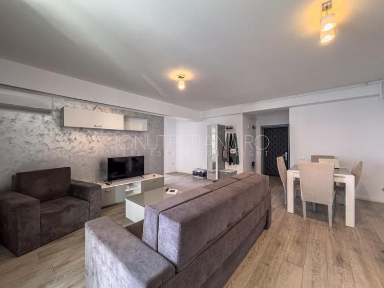Apartament cu 2 camere semidecomandat, mobilat în Nord