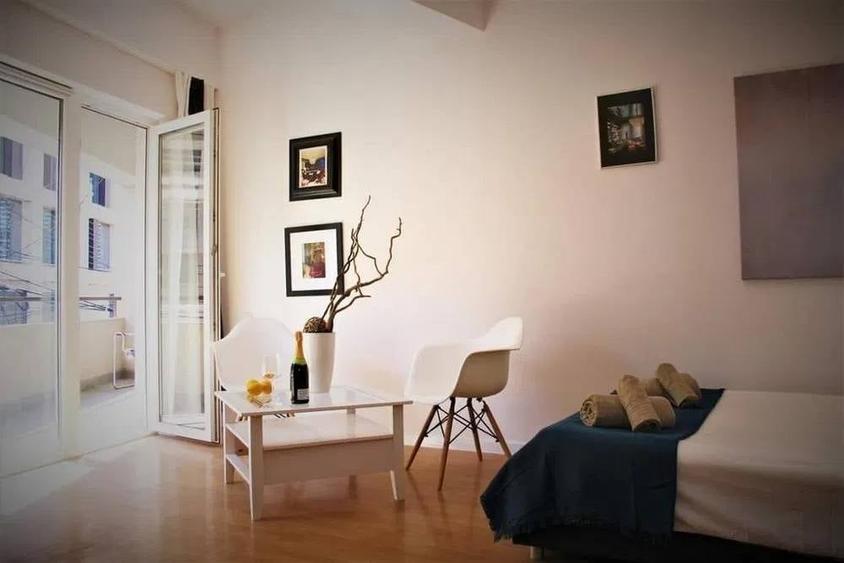 Apartament nou cu 1 camera, 50 mp, etajul 1, superfinisat, mobilat si utilat, in Centru - 2
