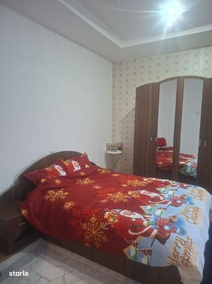 Casă cu 4 camere în Fundeni