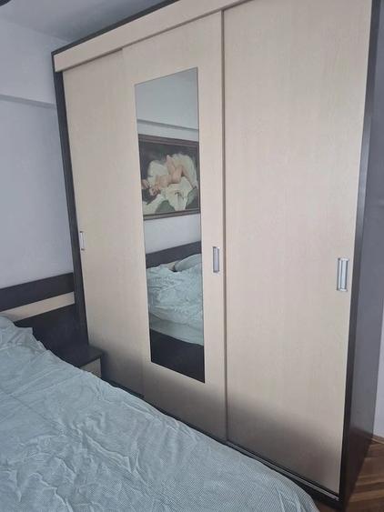 Apartament cu 3 camere decomandat în Aradului