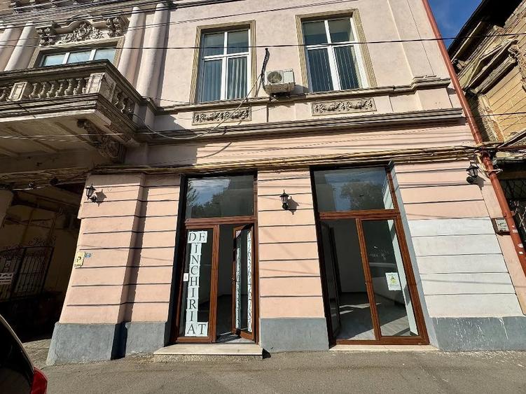 Spațiu comercial, de 110 mp, în Central