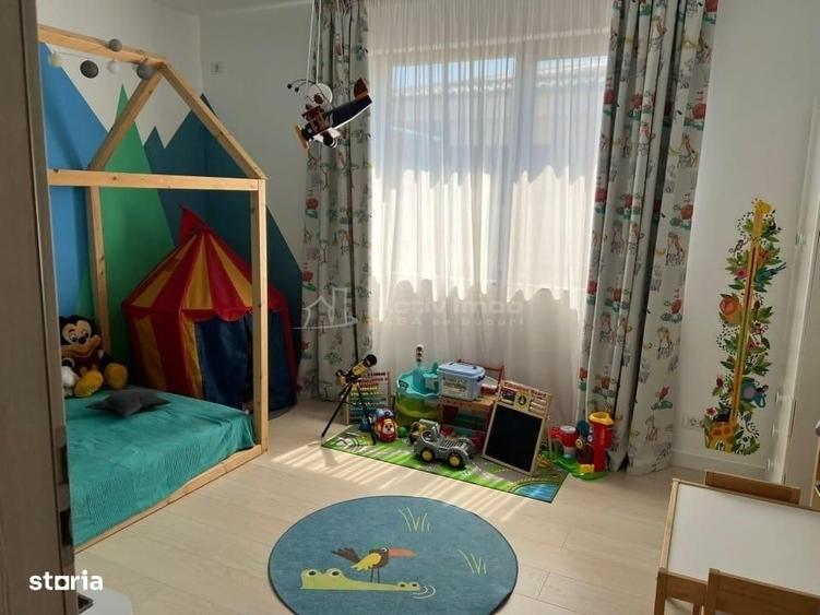 Casă cu 4 camere cu Teren 270 Mp în Central