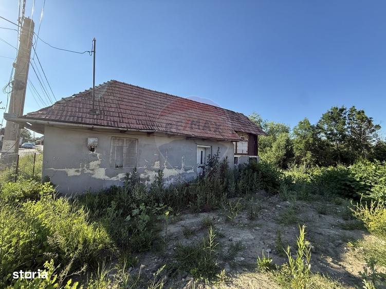 Casă cu 3 camere în Feleacu
