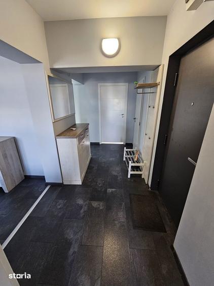 Apartament cu 3 camere decomandat, mobilat în Decebal